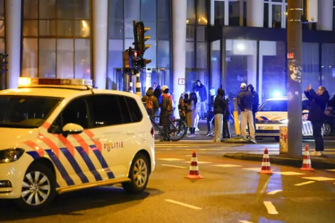 Standoff ends at Amsterdam Apple Store, hostage safe | The Northside Sun