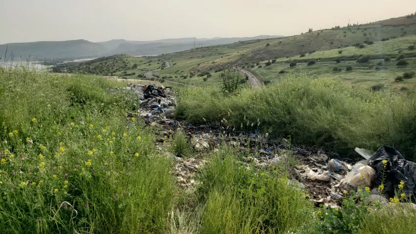 When in doubt, follow the dry creekbed.