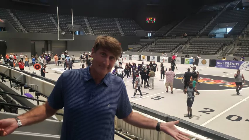 Jeff Good of Bravo fame organized our group outing. He's always coming up with fun stuff to do.