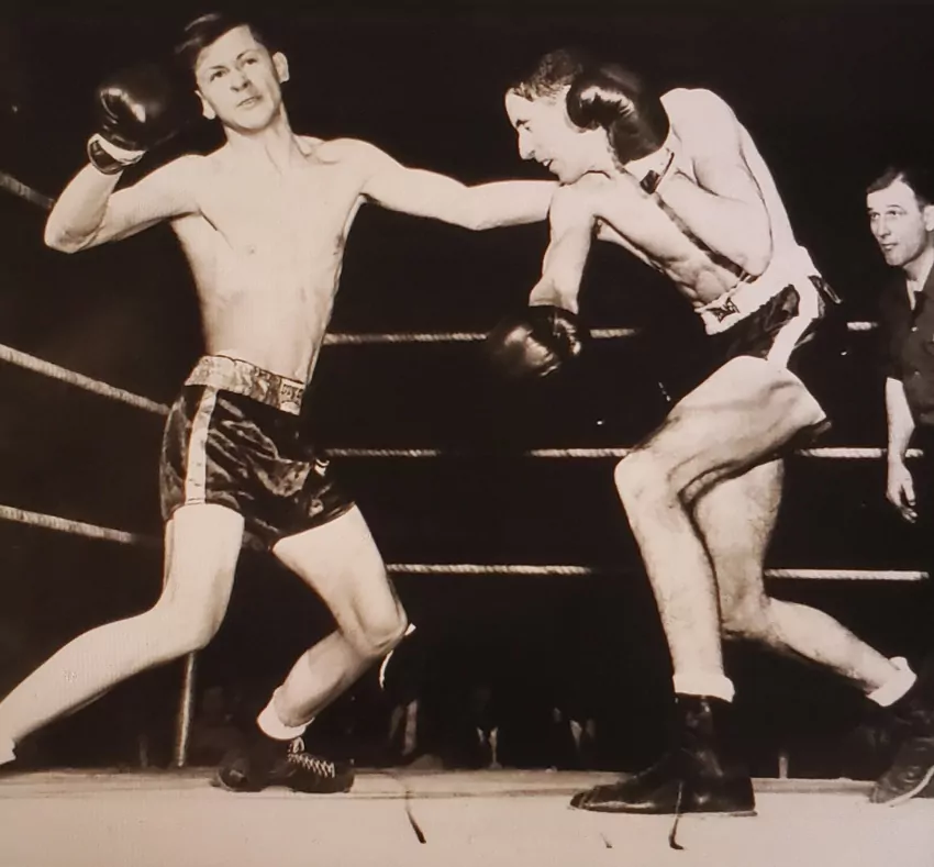 Bouncer on right, knocking out lightweight opponent on the way to his Mid South Championship.