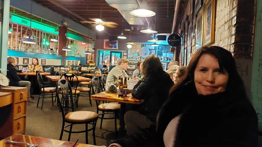 Had an awesome dinner before the show at Hal & Mal's. Great menu.