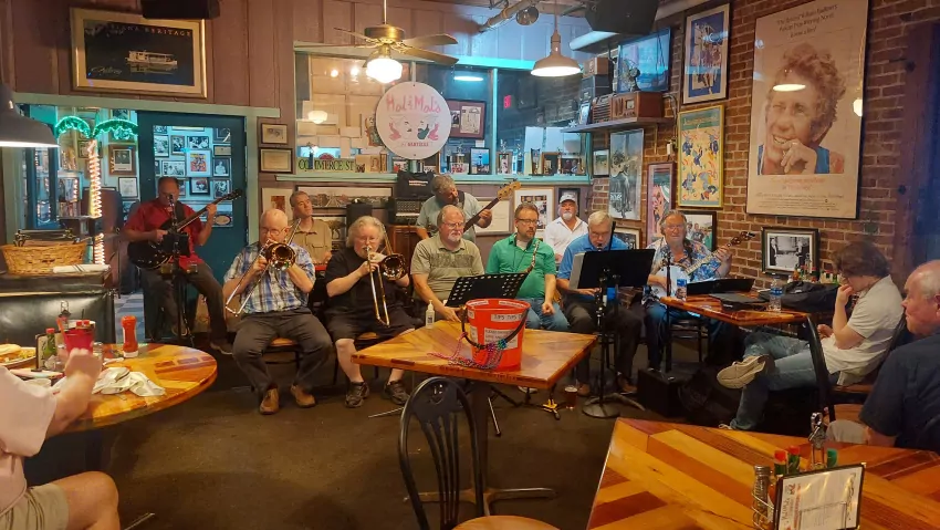 Nine piece band! These musicians are as good as it gets. 