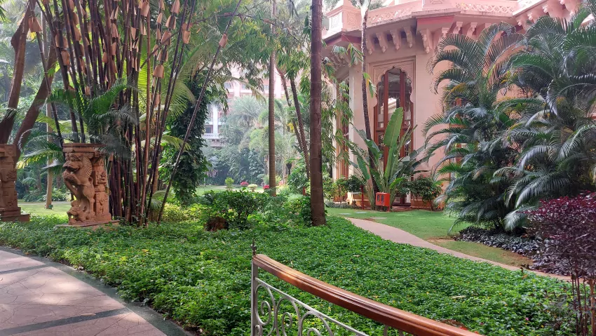 Beautiful hotel grounds. 