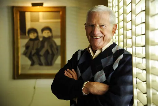 Actor, artist and singer Robert Clary poses for a portrait in his home studio on Feb. 26, 2014, in Beverly Hills, Calif.  Clary, who played a prisoner of war in the TV sitcom “Hogan’s Heroes,” died  Wednesday of natural causes at his home in Beverly Hills, Calif. He was 96.  (Photo by Chris Pizzello/Invision/AP, File)